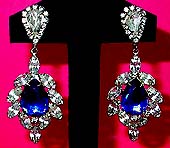 a beautiful vintage costume jewelry Juliana earrings unsigned