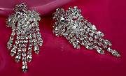 a beautiful vintage costume jewelry Juliana earrings unsigned