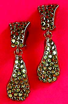 a beautiful VINTAGE COSTUME ESTATE ANTIQUE JEWELRY EARRINGS unsigned