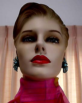 a beautiful VINTAGE COSTUME ESTATE ANTIQUE JEWELRY EARRINGS unsigned
