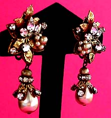 a beautiful VINTAGE COSTUME ESTATE ANTIQUE JEWELRY EARRINGS unsigned