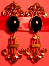 a beautiful VINTAGE COSTUME ESTATE ANTIQUE JEWELRY EARRINGS unsigned