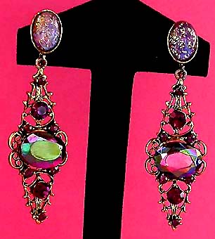 a beautiful VINTAGE COSTUME ESTATE ANTIQUE JEWELRY EARRINGS unsigned