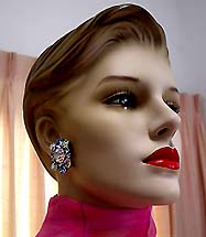 a beautiful vintage costume jewelry Juliana earrings unsigned