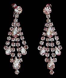a beautiful VINTAGE COSTUME ESTATE ANTIQUE JEWELRY EARRINGS unsigned
