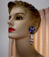 a beautiful VINTAGE COSTUME ESTATE ANTIQUE JEWELRY EARRINGS unsigned