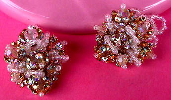 a beautiful VINTAGE COSTUME ESTATE ANTIQUE JEWELRY EARRINGS unsigned