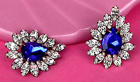 a beautiful VINTAGE COSTUME ESTATE ANTIQUE JEWELRY EARRINGS unsigned