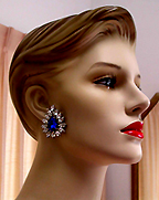 a beautiful vintage costume jewelry Juliana earrings unsigned