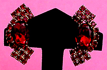 a beautiful vintage costume jewelry Juliana earrings unsigned