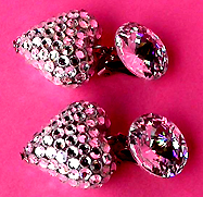 a beautiful VINTAGE COSTUME ESTATE ANTIQUE JEWELRY EARRINGS unsigned