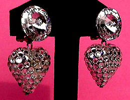 a beautiful VINTAGE COSTUME ESTATE ANTIQUE JEWELRY EARRINGS unsigned
