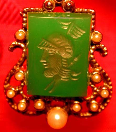 a beautiful VINTAGE COSTUME ESTATE ANTIQUE JEWELRY EARRINGS unsigned