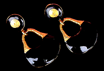 a beautiful VINTAGE COSTUME ESTATE ANTIQUE JEWELRY EARRINGS unsigned