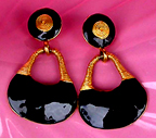a beautiful VINTAGE COSTUME ESTATE ANTIQUE JEWELRY EARRINGS unsigned