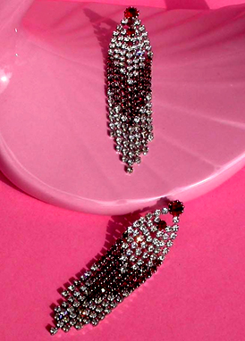 a beautiful VINTAGE COSTUME ESTATE ANTIQUE JEWELRY EARRINGS unsigned