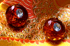a beautiful VINTAGE COSTUME ESTATE ANTIQUE JEWELRY EARRINGS unsigned