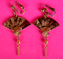 a beautiful vintage costume jewelry Juliana earrings unsigned
