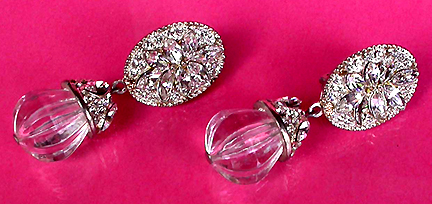 a beautiful VINTAGE COSTUME ESTATE ANTIQUE JEWELRY EARRINGS unsigned