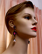 a beautiful VINTAGE COSTUME ESTATE ANTIQUE JEWELRY EARRINGS unsigned