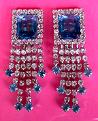 a beautiful VINTAGE COSTUME ESTATE ANTIQUE JEWELRY EARRINGS unsigned