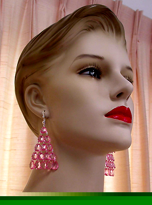 a beautiful VINTAGE COSTUME ESTATE ANTIQUE JEWELRY EARRINGS unsigned