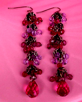a beautiful VINTAGE COSTUME ESTATE ANTIQUE JEWELRY EARRINGS unsigned