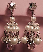 a beautiful vintage costume jewelry Juliana earrings unsigned