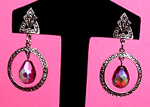 a beautiful VINTAGE COSTUME ESTATE ANTIQUE JEWELRY EARRINGS unsigned