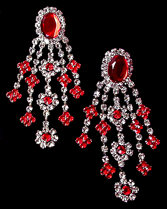 a beautiful VINTAGE COSTUME ESTATE ANTIQUE JEWELRY EARRINGS unsigned