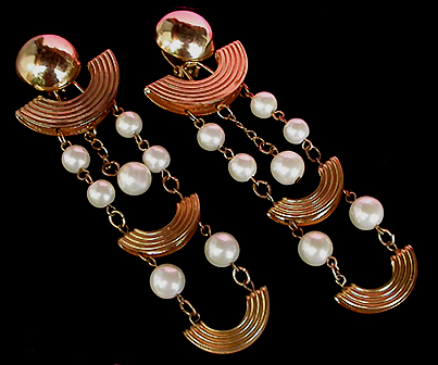 a beautiful VINTAGE COSTUME ESTATE ANTIQUE JEWELRY EARRINGS unsigned