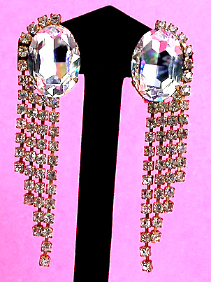 a beautiful VINTAGE COSTUME ESTATE ANTIQUE JEWELRY EARRINGS unsigned