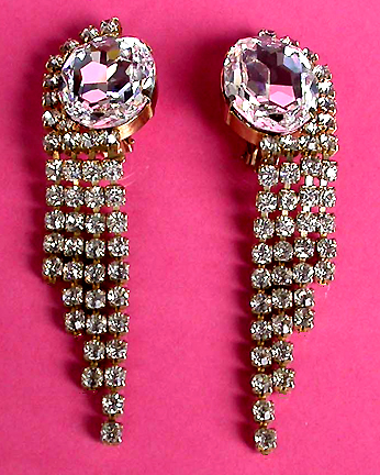 a beautiful VINTAGE COSTUME ESTATE ANTIQUE JEWELRY EARRINGS unsigned