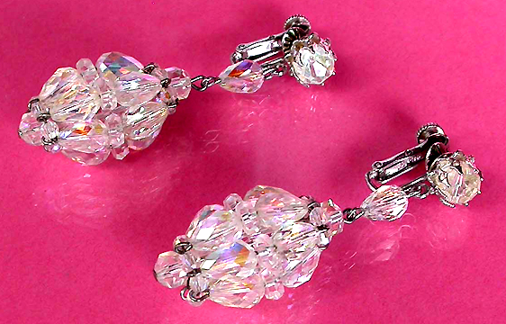 a beautiful VINTAGE COSTUME ESTATE ANTIQUE JEWELRY EARRINGS unsigned