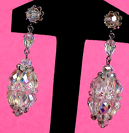 a beautiful VINTAGE COSTUME ESTATE ANTIQUE JEWELRY EARRINGS unsigned