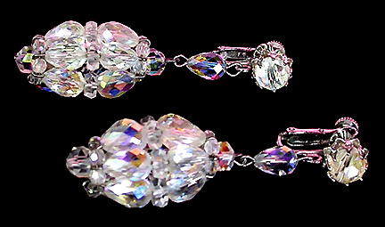 a beautiful VINTAGE COSTUME ESTATE ANTIQUE JEWELRY EARRINGS unsigned