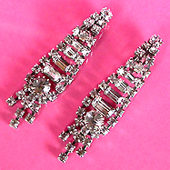 a beautiful vintage costume jewelry Juliana earrings unsigned