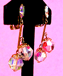 a beautiful VINTAGE COSTUME ESTATE ANTIQUE JEWELRY EARRINGS unsigned