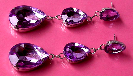a beautiful VINTAGE COSTUME ESTATE ANTIQUE JEWELRY EARRINGS unsigned