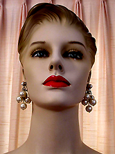 a beautiful vintage costume jewelry Juliana earrings unsigned