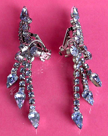 a beautiful VINTAGE COSTUME ESTATE ANTIQUE JEWELRY EARRINGS unsigned