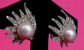 a beautiful VINTAGE COSTUME ESTATE ANTIQUE JEWELRY EARRINGS unsigned