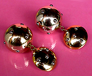 a beautiful vintage costume jewelry Juliana earrings unsigned