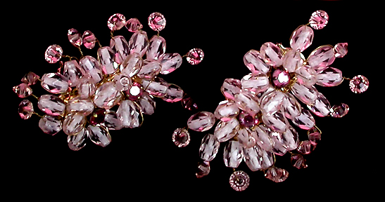 a beautiful VINTAGE COSTUME ESTATE ANTIQUE JEWELRY EARRINGS unsigned
