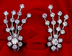 a beautiful vintage costume jewelry Juliana earrings unsigned