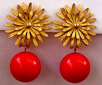 a beautiful vintage costume jewelry Juliana earrings unsigned