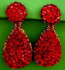 a beautiful VINTAGE COSTUME ESTATE ANTIQUE JEWELRY EARRINGS unsigned