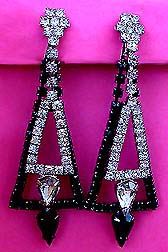 a beautiful VINTAGE COSTUME ESTATE ANTIQUE JEWELRY EARRINGS unsigned