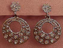 a beautiful vintage costume jewelry Juliana earrings unsigned