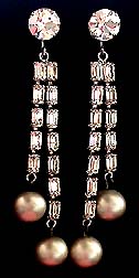 a beautiful vintage costume jewelry Weiss earrings unsigned